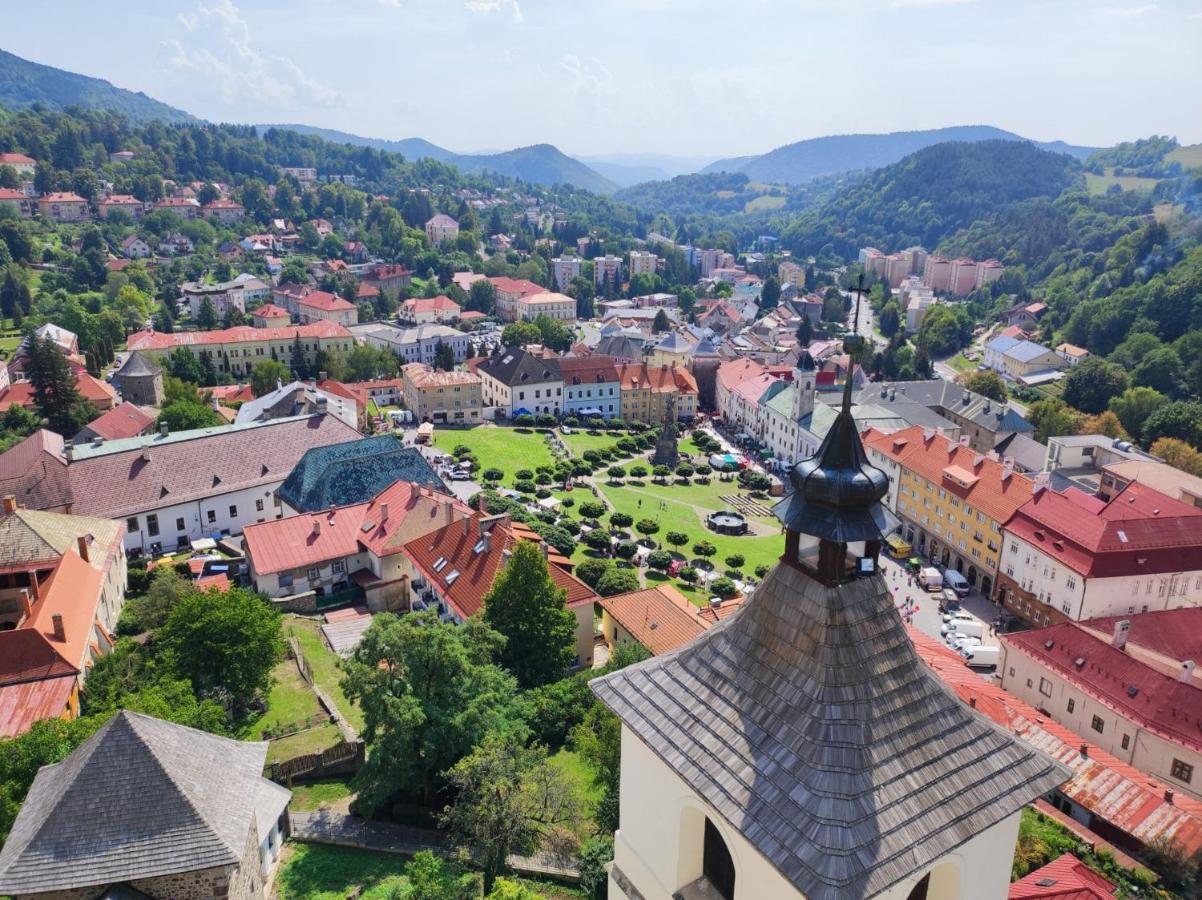 クレムニツァKrizkov Domアパートメント エクステリア 写真