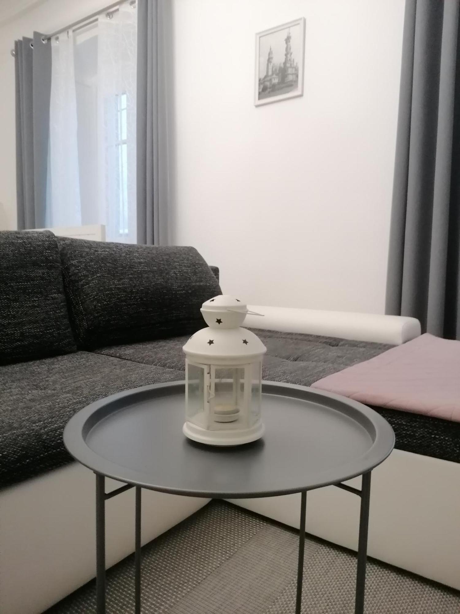 クレムニツァKrizkov Domアパートメント エクステリア 写真